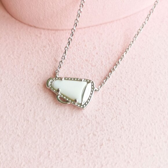 Kendra Scott - Cheer White Mother-of-Pearl Silver Necklace - NEW - Picture 3 of 4